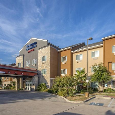 Fairfield Inn And Suites By Marriott San Antonio Boerne Exterior photo