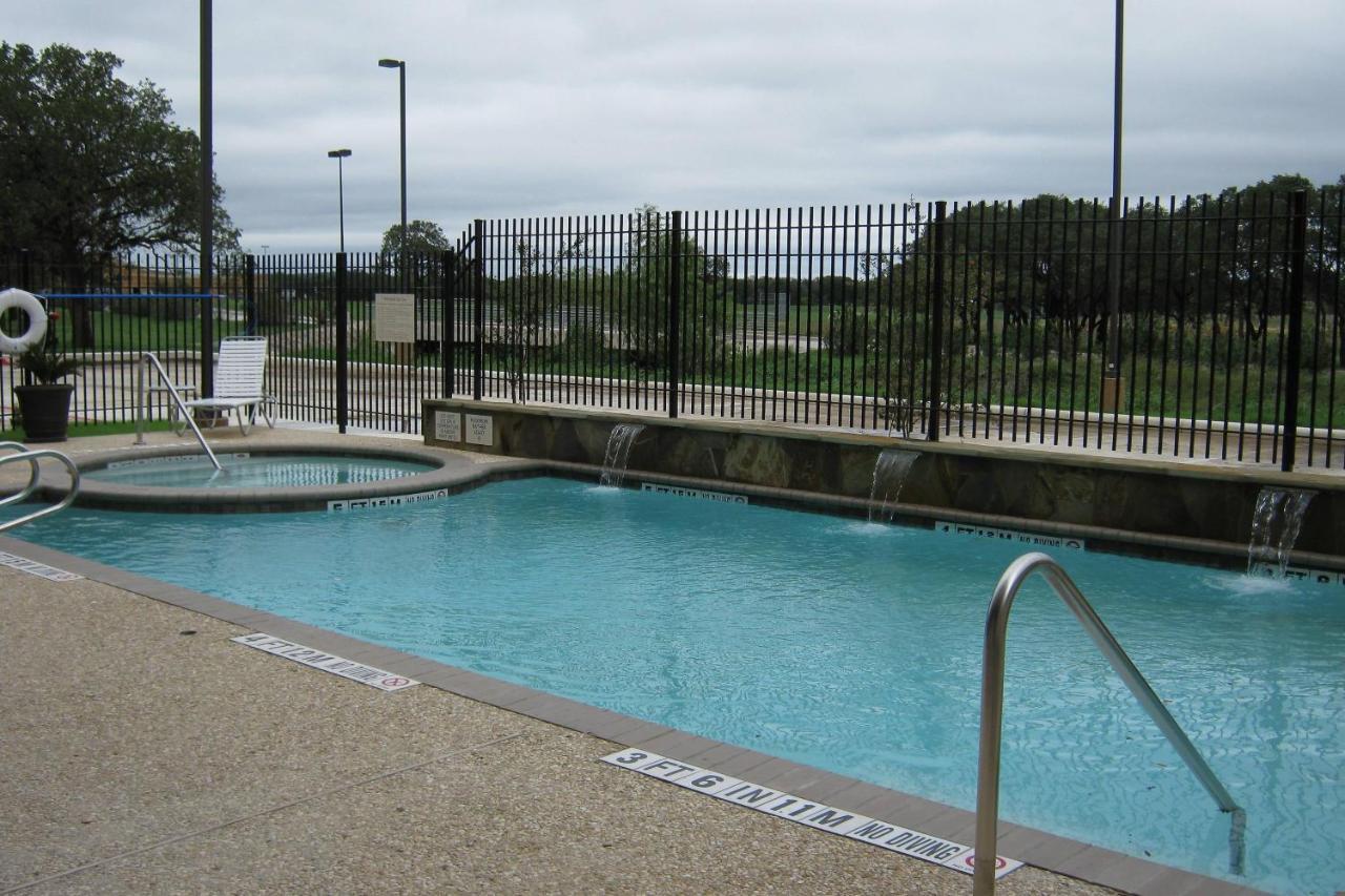 Fairfield Inn And Suites By Marriott San Antonio Boerne Exterior photo